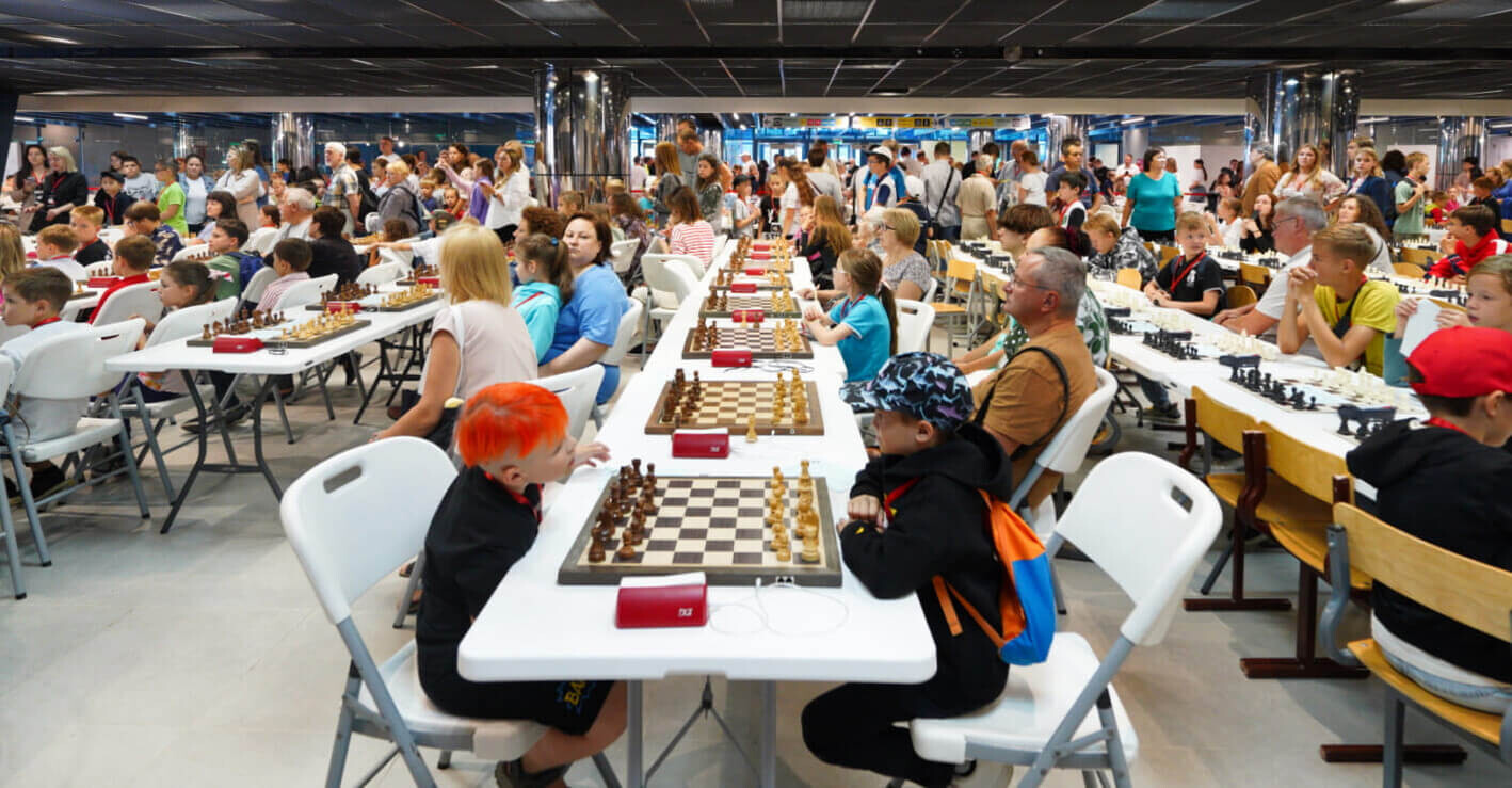 В Екатеринбурге стартовал международный фестиваль по шахматам